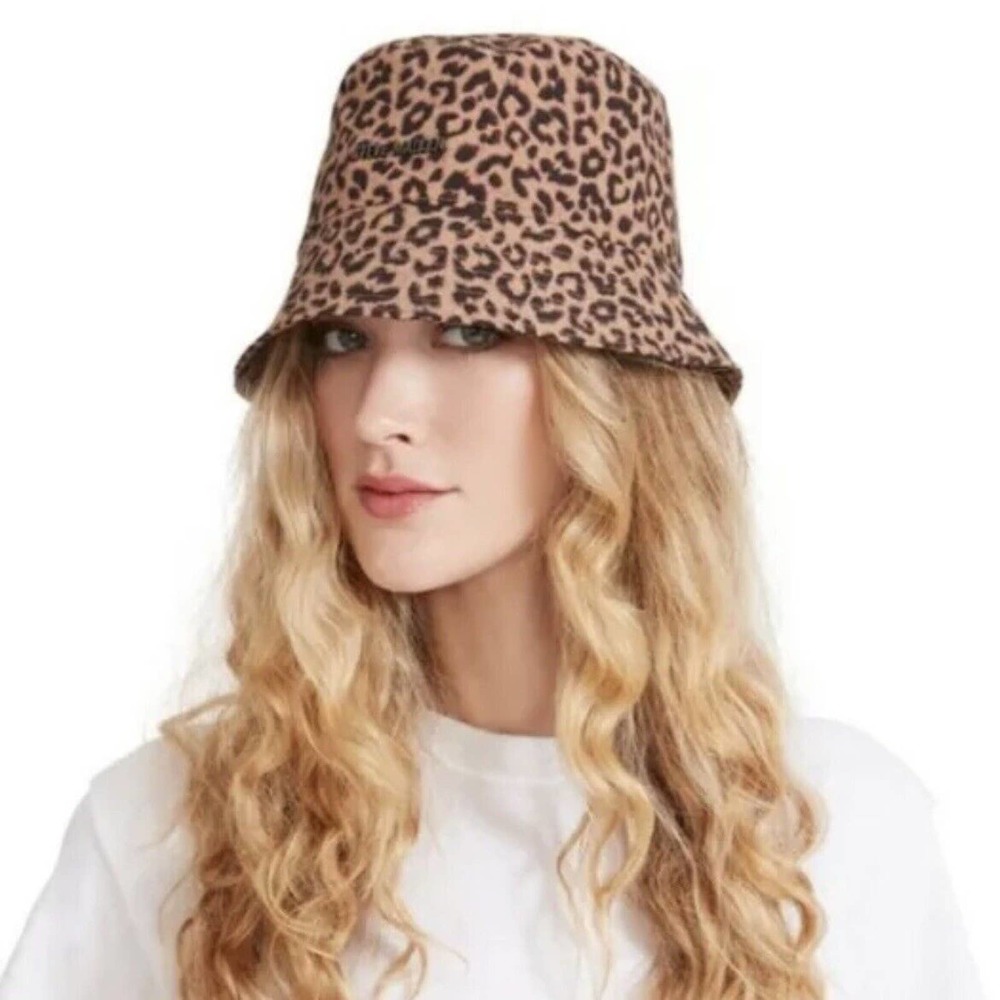 Steve Madden Satin Lined Nylon Bucket Hat Animal‎ Print New